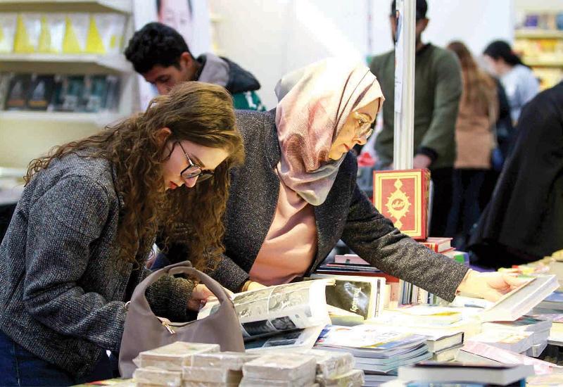 العناوين الجديدة تُنير قاعات معرض العراق للكتاب